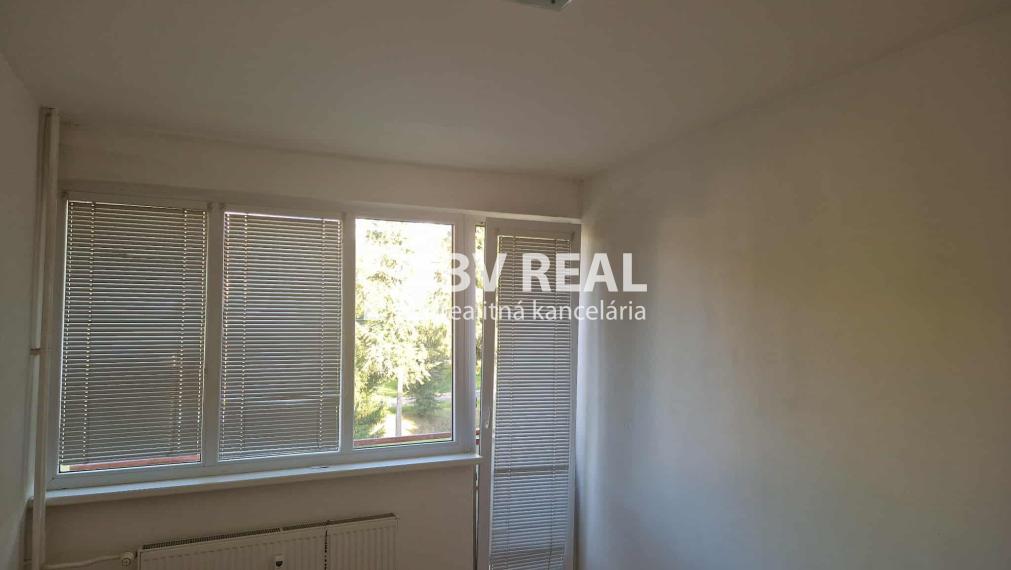 BV REAL Na prenájom 2 izbový byt Handlová FM2274