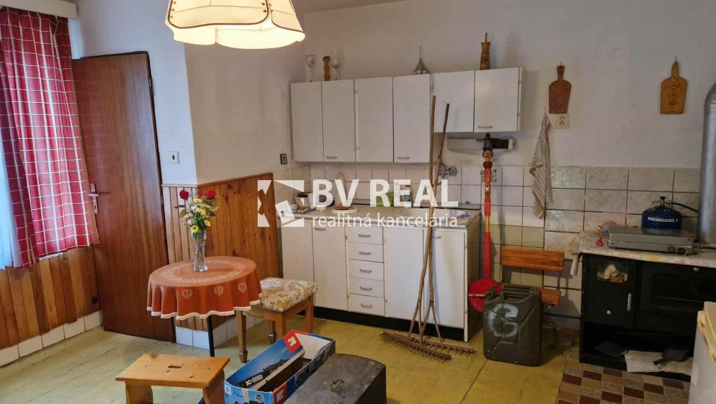 BV REAL Na predaj rodinný dom obec Temeš FM2341