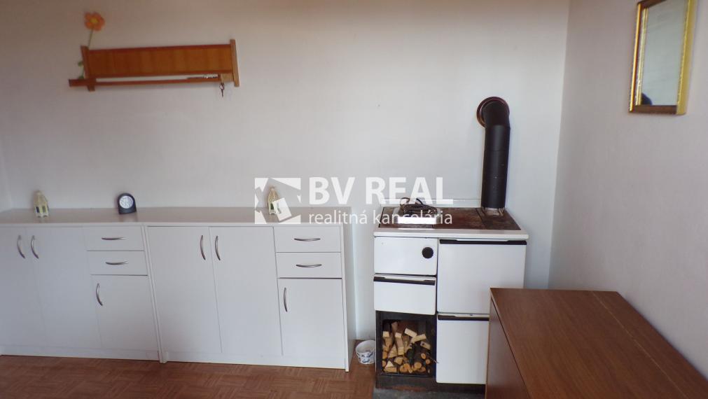 BV REAL Na predaj chata Brodzany okres Partizánske FM1856