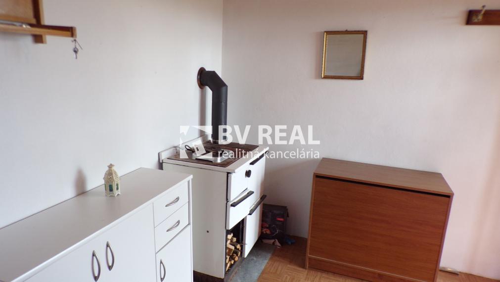 BV REAL Na predaj chata Brodzany okres Partizánske FM1856