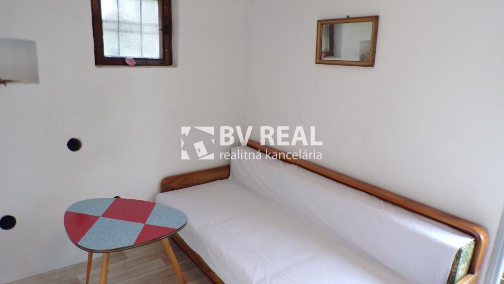 BV REAL Na predaj chata Brodzany okres Partizánske FM1856