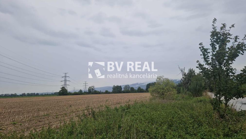 BV REAL Na predaj stavebný pozemok obec Pažiť FM2344