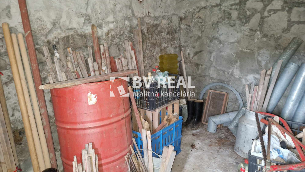 BV REAL na predaj chata so záhradou pri Partizánskom FM1929