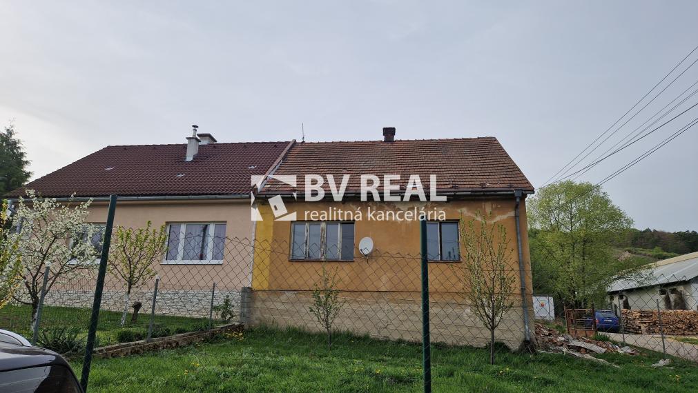 BV REAL na predaj rodinný dom Chvojnica okres Prievidza FM1943