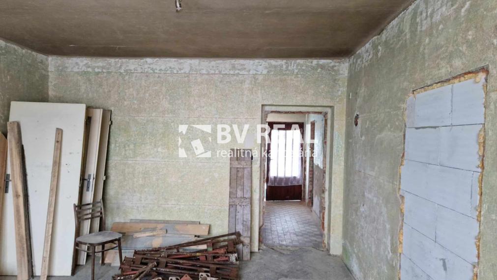 BV REAL na predaj rodinný dom Chvojnica okres Prievidza FM1943