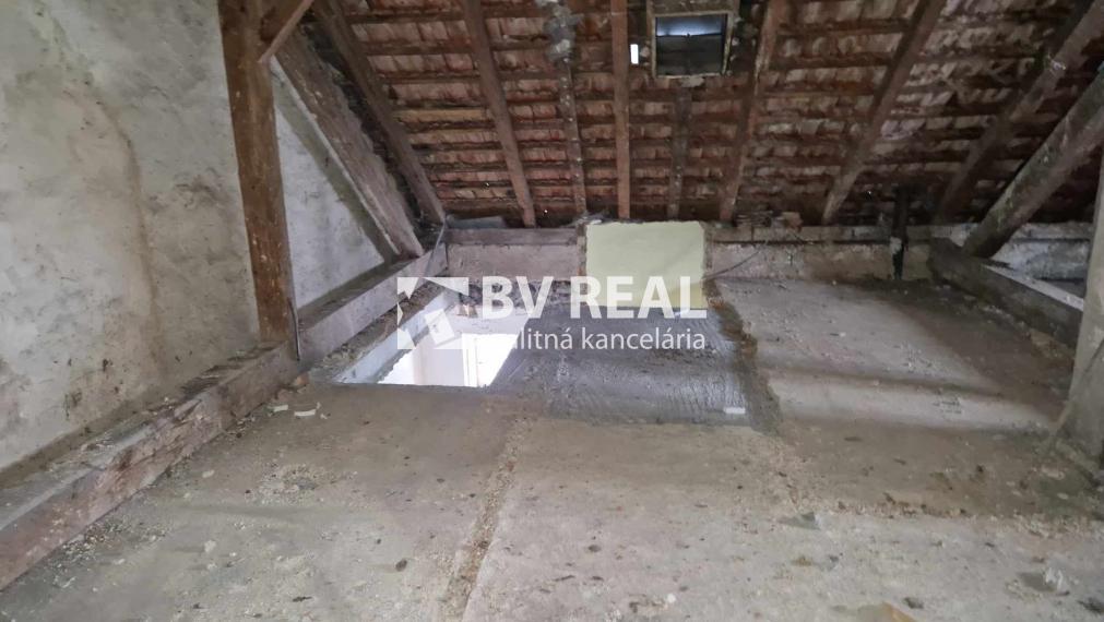 BV REAL na predaj rodinný dom Chvojnica okres Prievidza FM1943