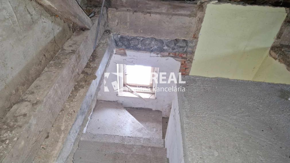 BV REAL na predaj rodinný dom Chvojnica okres Prievidza FM1943