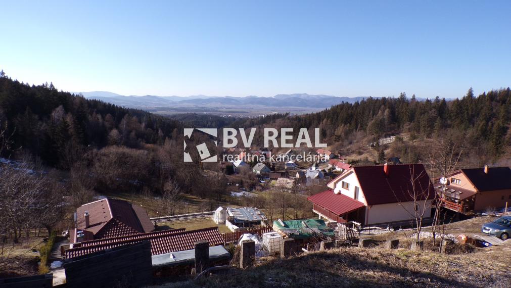 BV REAL Na predaj pozemok obec Čremošné FM1977
