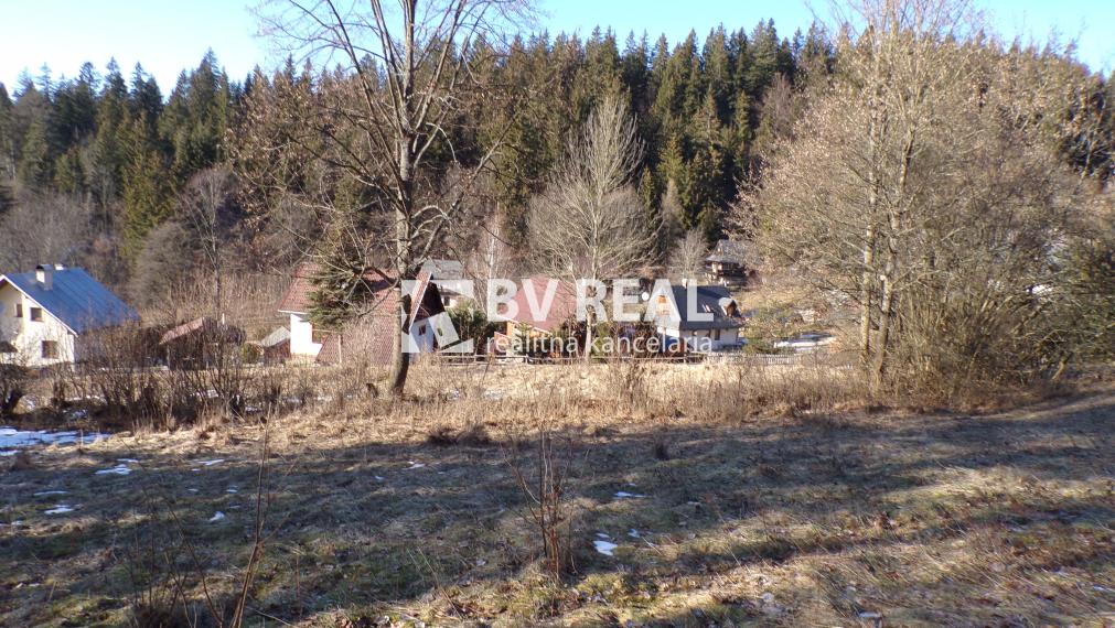 BV REAL Na predaj pozemok obec Čremošné FM1977