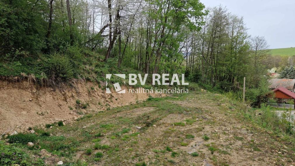 BV REAL na predaj pozemok Tužina okres Prievidza FM1978