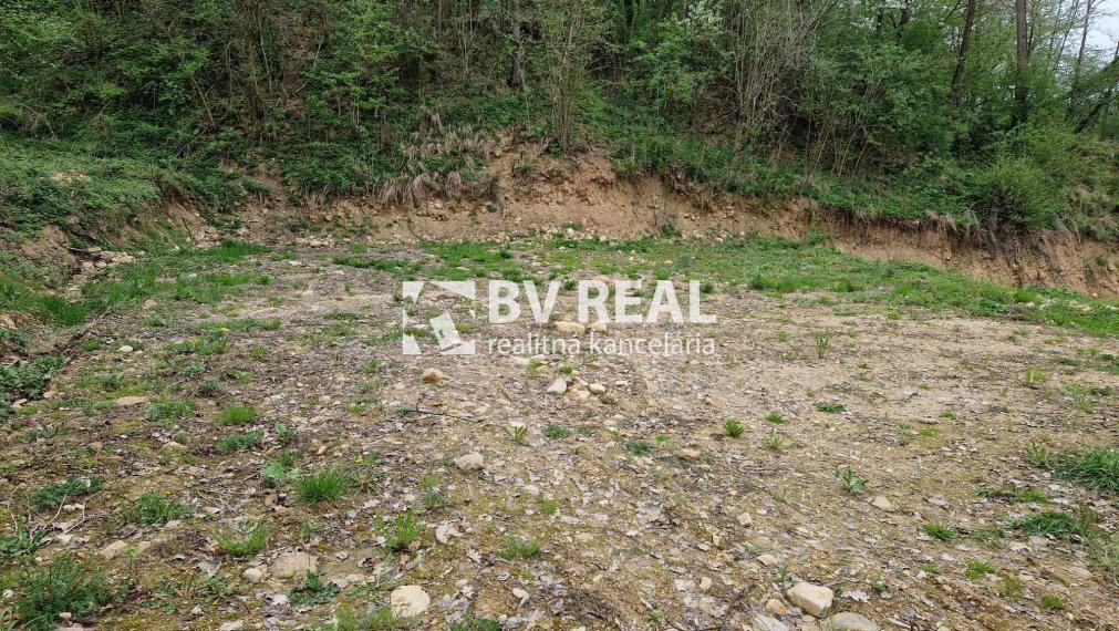 BV REAL na predaj pozemok Tužina okres Prievidza FM1978