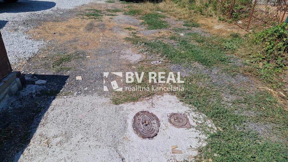 BV REAL Na predaj stavebný pozemok obec Liešťany FM2071