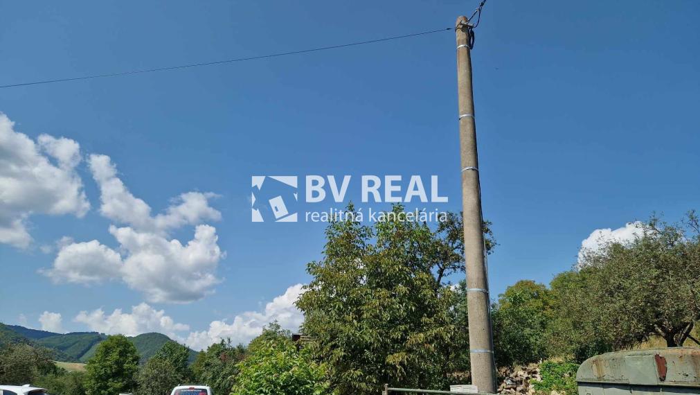 BV REAL Na predaj stavebný pozemok obec Liešťany FM2071