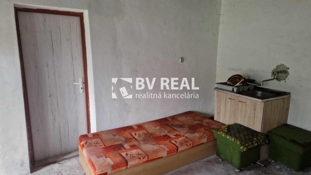 BV REAL na predaj rodinný dom Lehota pod Vtáčnikom FM2128