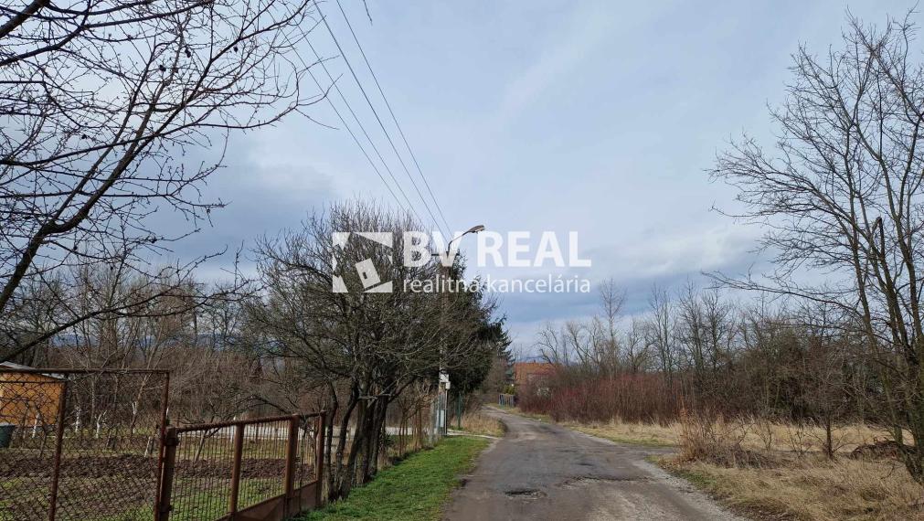 BV REAL Na predaj pozemok obec Koš okres Prievidza FM2091