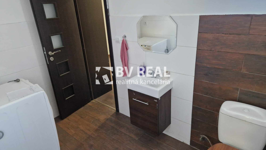 BV REAL Na predaj rodinný dom Prievidza FM2143