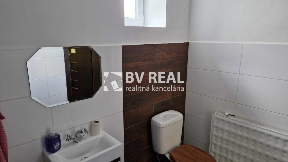 BV REAL Na predaj rodinný dom Prievidza FM2143