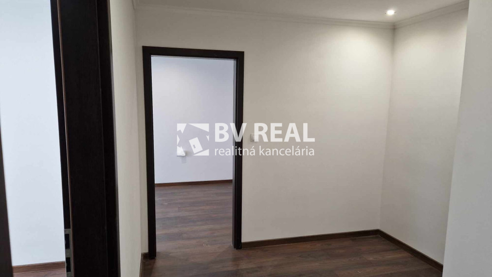 BV REAL Na predaj rodinný dom Prievidza FM2143