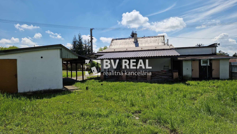 BV REAL Na predaj rodinný dom Prievidza FM2143