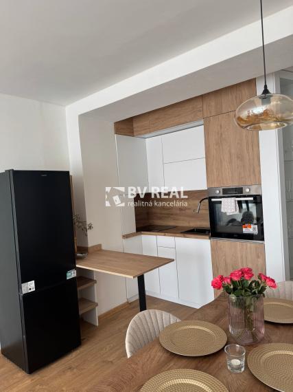BV REAL Predaj zrekonštruovaný 3 izbový byt Prievidza FM2300