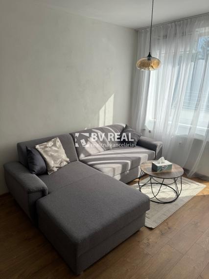 BV REAL Predaj zrekonštruovaný 3 izbový byt Prievidza FM2300