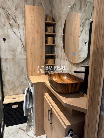 BV REAL Predaj zrekonštruovaný 3 izbový byt Prievidza FM2300