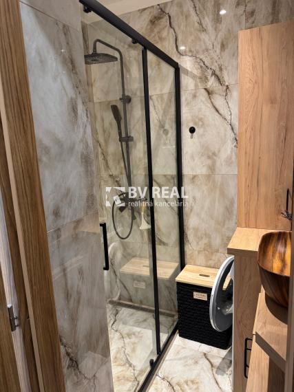 BV REAL Predaj zrekonštruovaný 3 izbový byt Prievidza FM2300