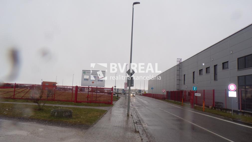 BV REAL Na predaj komerčný pozemok 1259 m2 Prievidza FM1960