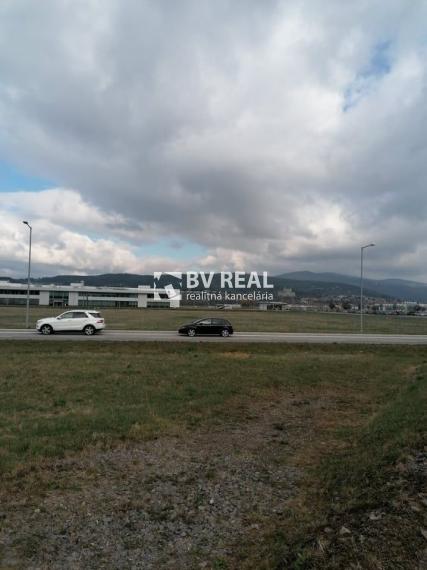 BV REAL Na predaj komerčný pozemok 1495 m2 Prievidza FM1957