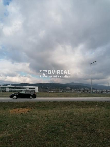 BV REAL Na predaj komerčný pozemok 1495 m2 Prievidza FM1957