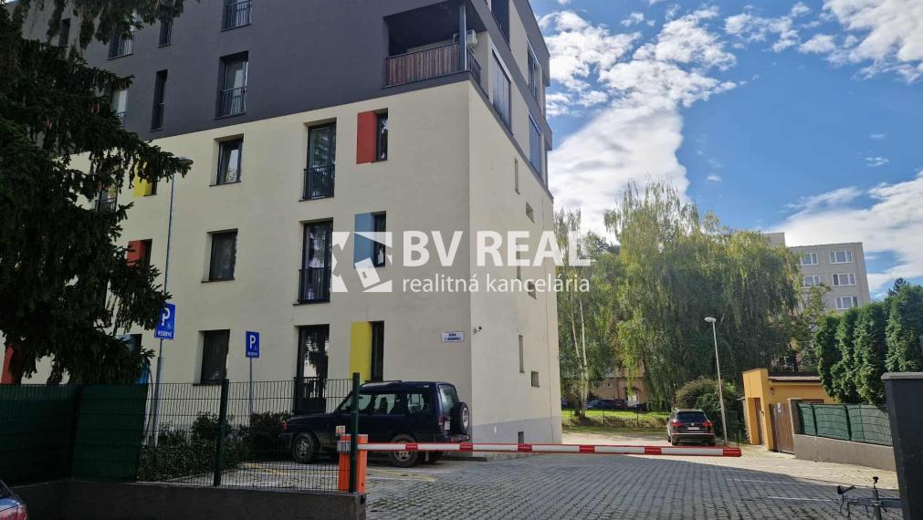 BV REAL Na predaj 2 izbový byt v novostavbe Prievidza FM2335