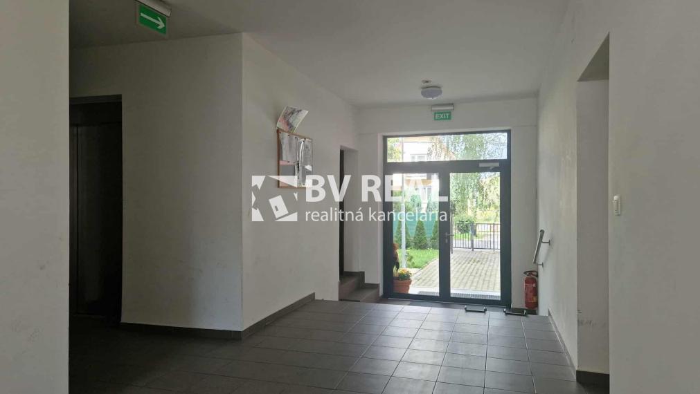 BV REAL Na predaj 2 izbový byt v novostavbe Prievidza FM2335