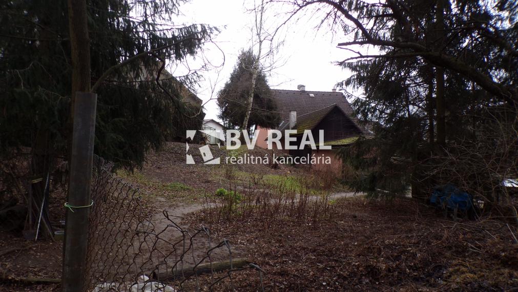 BV REAL Na predaj pozemok Chrenovec-Brusno FM2235