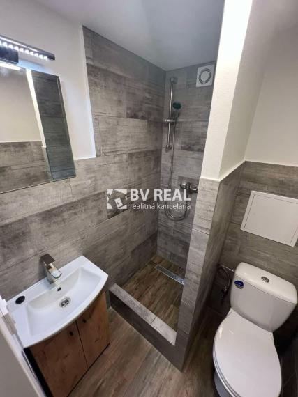 BV REAL Na predaj 2 izbový byt Handlová FM2352