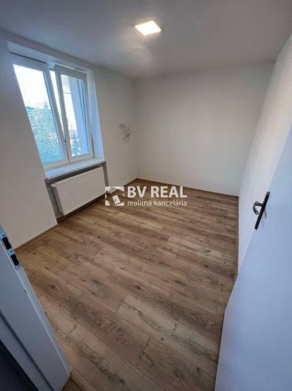 BV REAL Na predaj 2 izbový byt Handlová FM2352