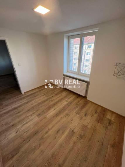 BV REAL Na predaj 2 izbový byt Handlová FM2352