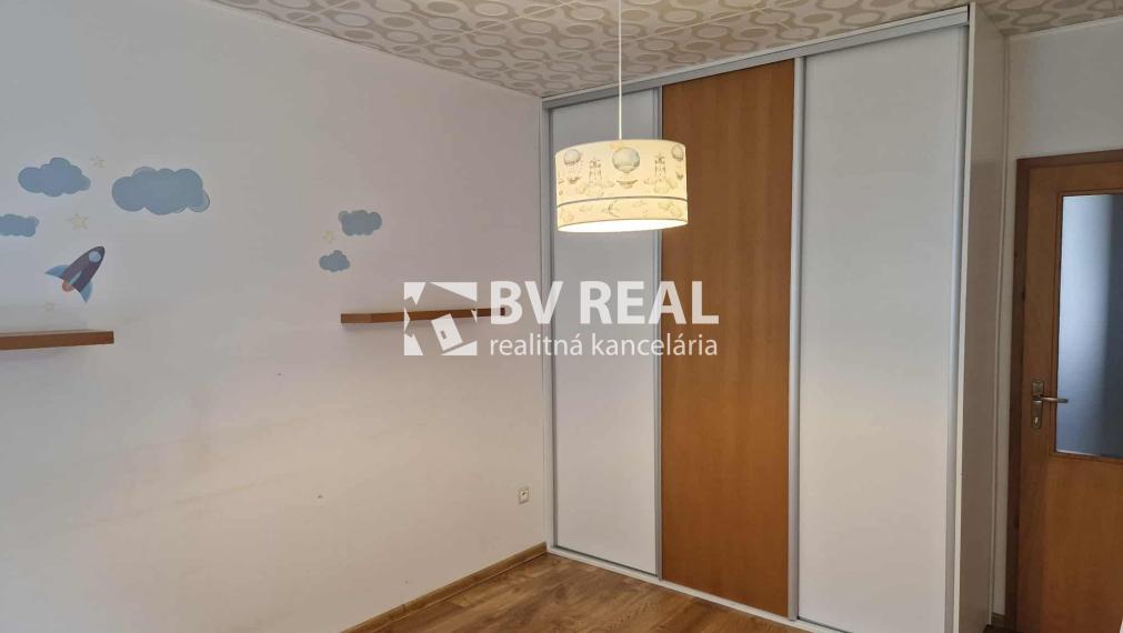 BV REAL Na prenájom 2 izbový byt Žiar nad Hronom FM2327