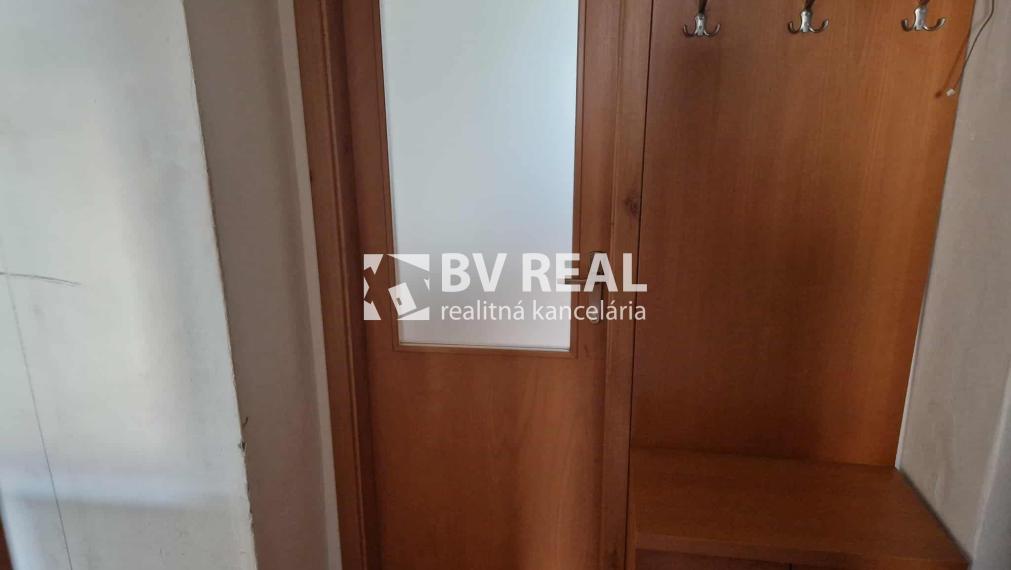 BV REAL Na predaj 2 izbový byt Žiar nad Hronom FM2242