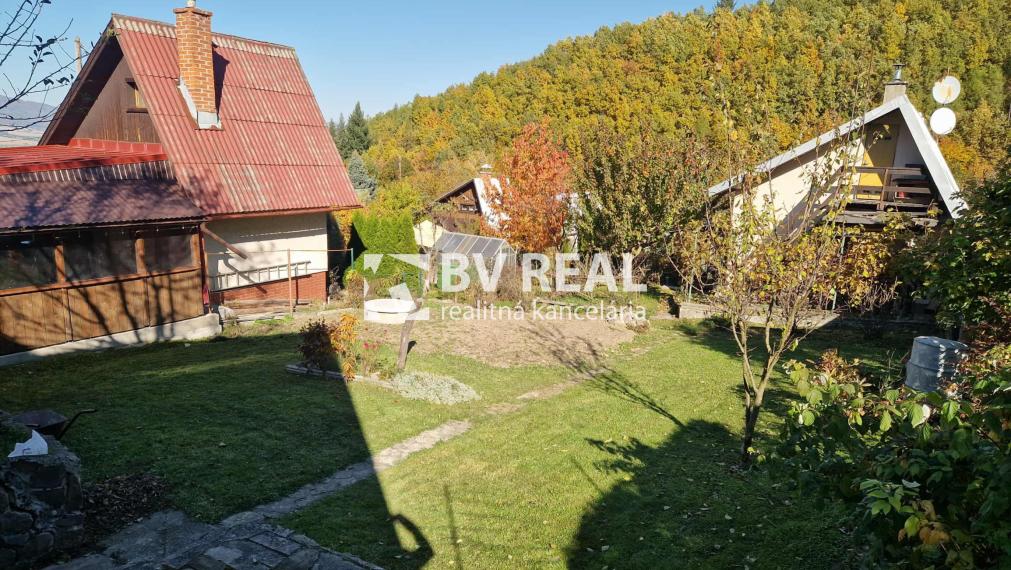 BV REAL predaj murovaná chata so záhradou Prievidza FM2356