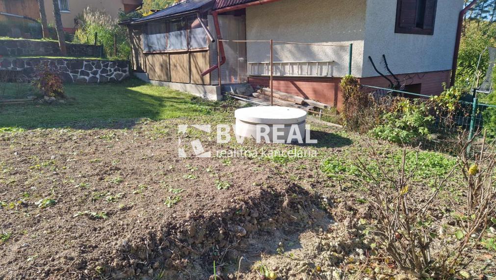 BV REAL predaj murovaná chata so záhradou Prievidza FM2356