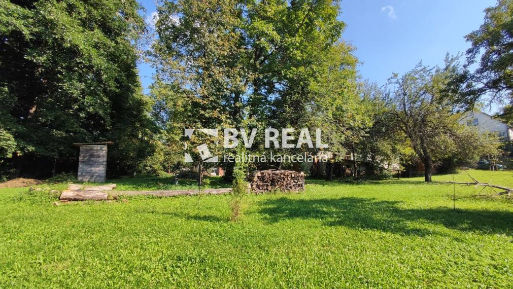 BV REAL predaj pozemok 844 m2 Dlžín okres Prievidza BV3024