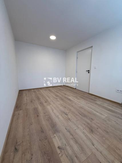BV REAL Na predaj 3 izbový byt Handlová FM2293