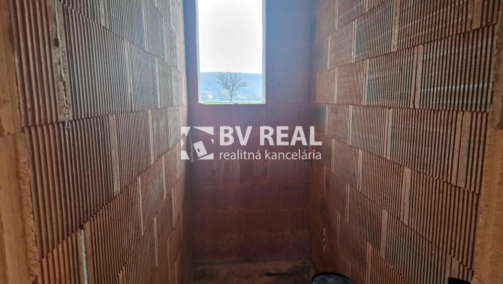 BV REAL Na predaj novostavba obec Diviaky nad Nitricou FM2358