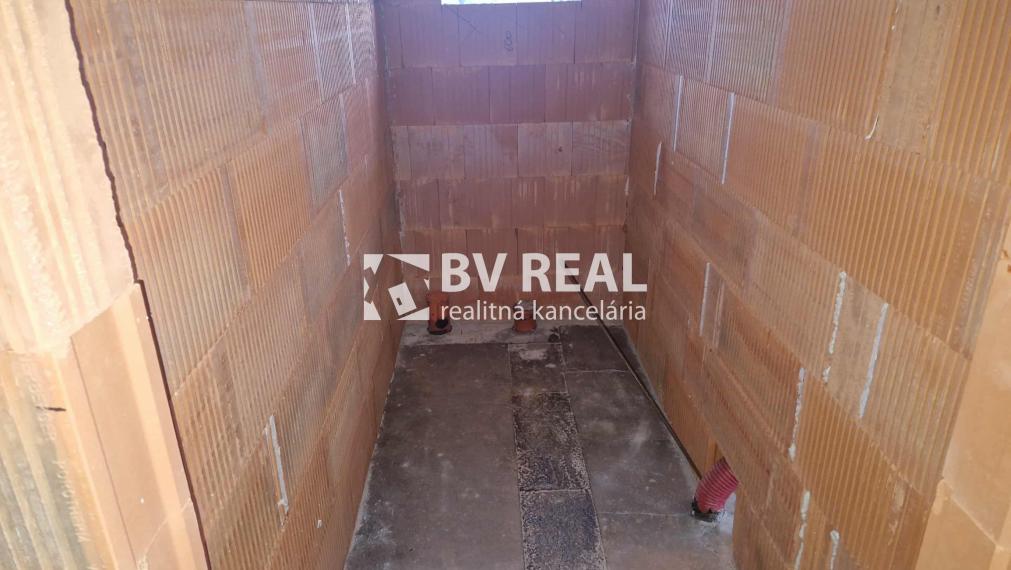 BV REAL Na predaj novostavba obec Diviaky nad Nitricou FM2358