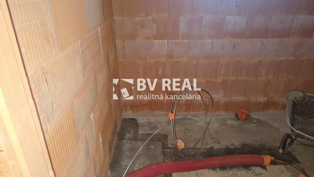 BV REAL Na predaj novostavba obec Diviaky nad Nitricou FM2358