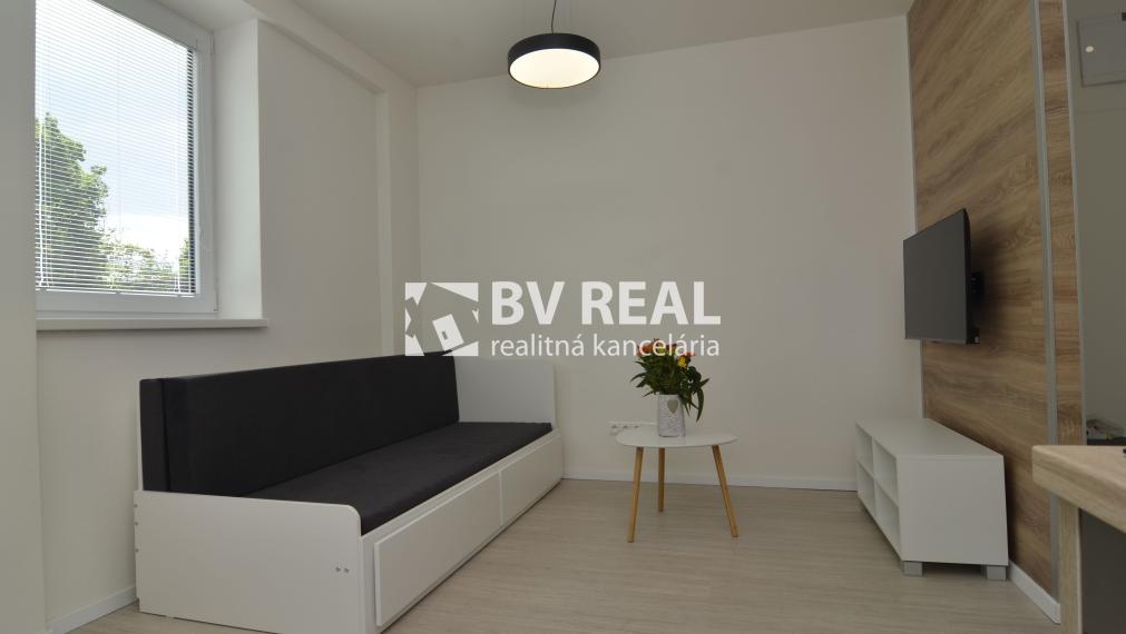 BV REAL Na prenájom garsónka Bánovce nad Bebravou FM2227