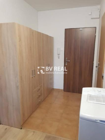 BV REAL Na predaj garsónka Prievidza FM2360