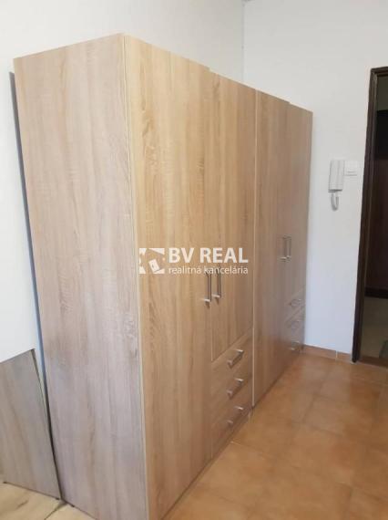 BV REAL Na predaj garsónka Prievidza FM2360