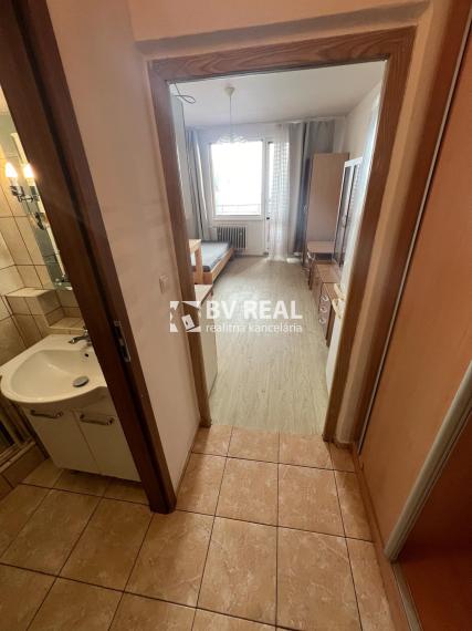 BV REAL Na predaj garsónka s loggiou Žiar nad Hronom FM2188