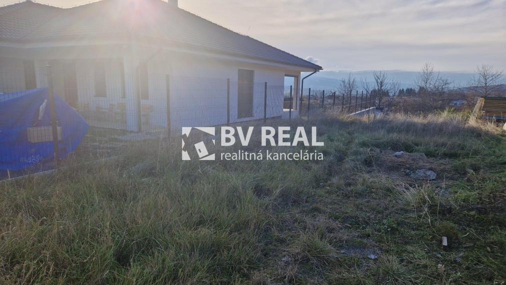 BV REAL Na predaj pozemok obec Poruba okres Prievidza FM2361